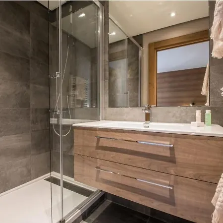 Maison De Village Au Coeur Du Praz Avec Sauna Et Garage - Fr-1-772-4