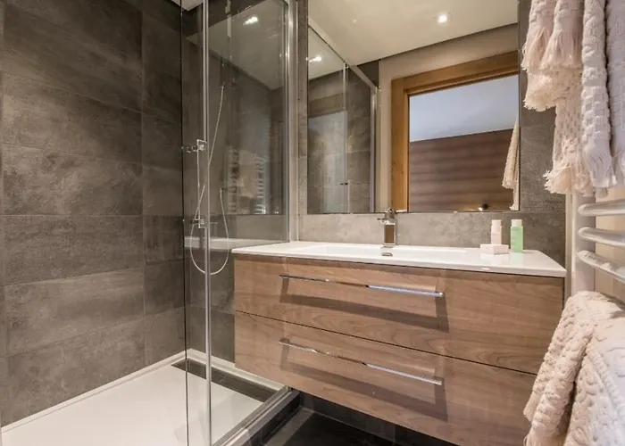 Maison De Village Au Coeur Du Praz Avec Sauna Et Garage - Fr-1-772-4